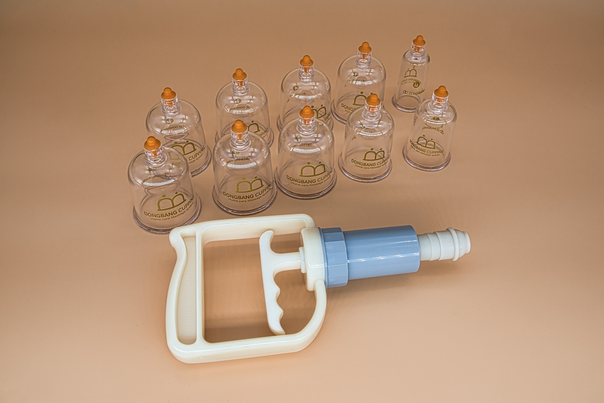 Schröpfkopfset Kunststoff zur mehrmaligen Verwendung (Set mit 10 Stück mit Handpumpe)